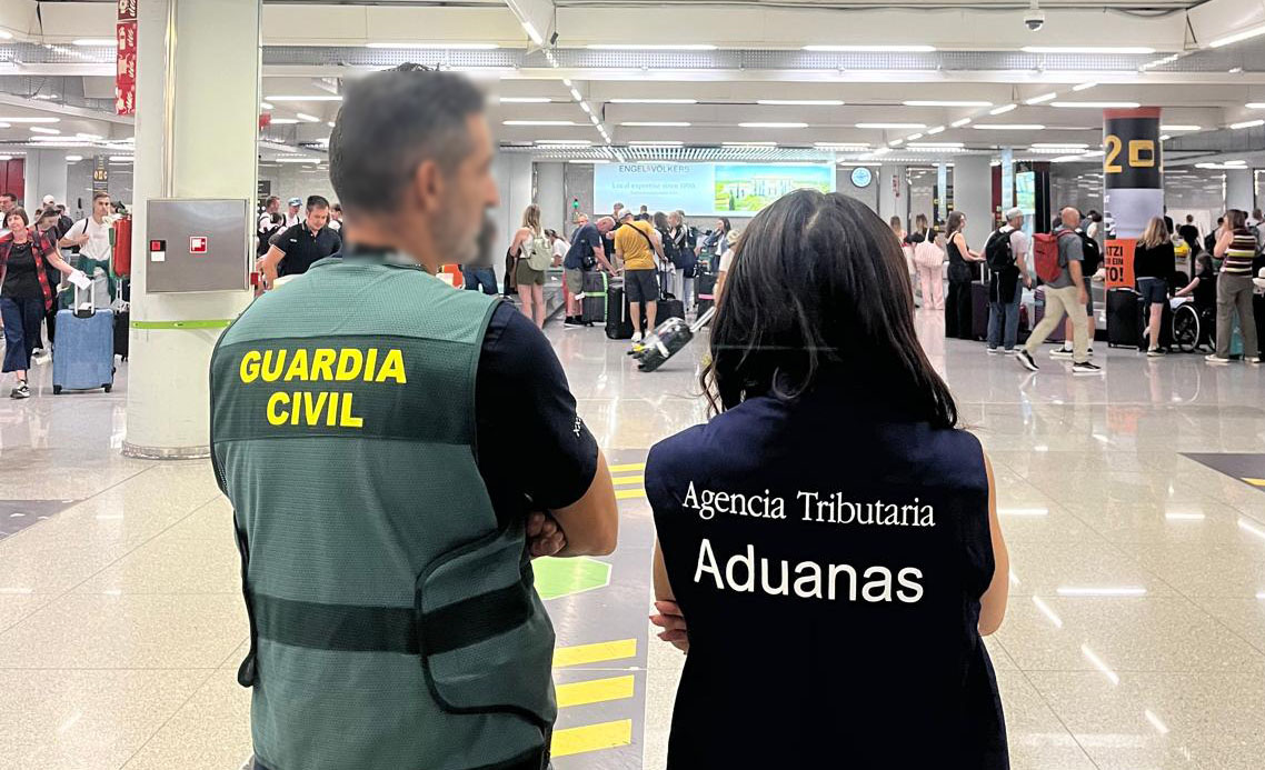 10 08 2026 GC y Aduanas archivo