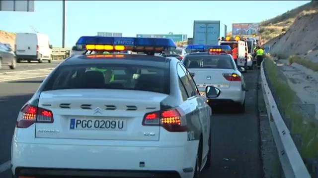 1498677061 291099 78124100 trafico guardia civil vehiculo