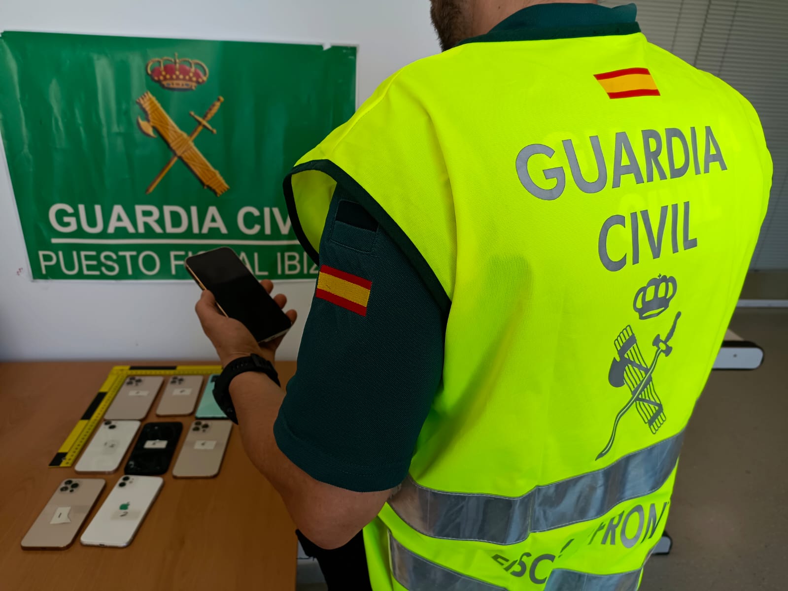 20220619 moviles ibiza