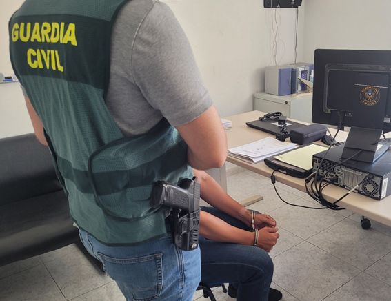 20220802 detenido robo aeropuerto palma