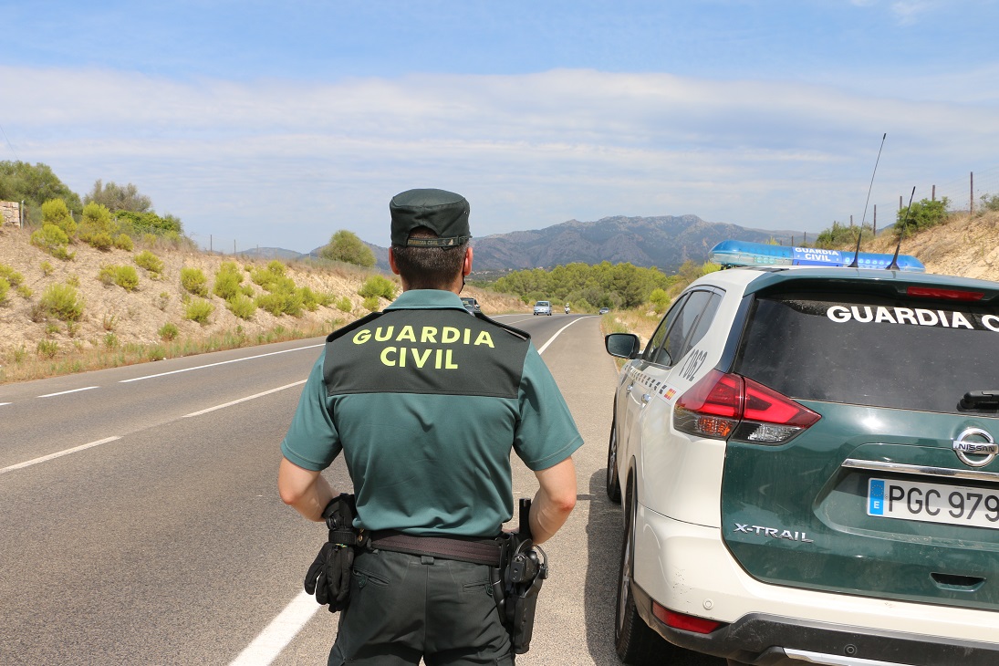 20230421 vehículos guardia civil