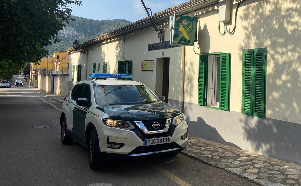 20230525 detenido orden alejamiento esporles