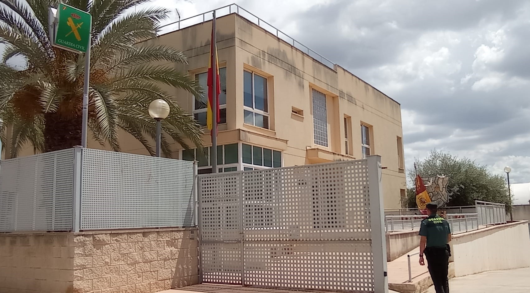 20230802 inves estafa obras