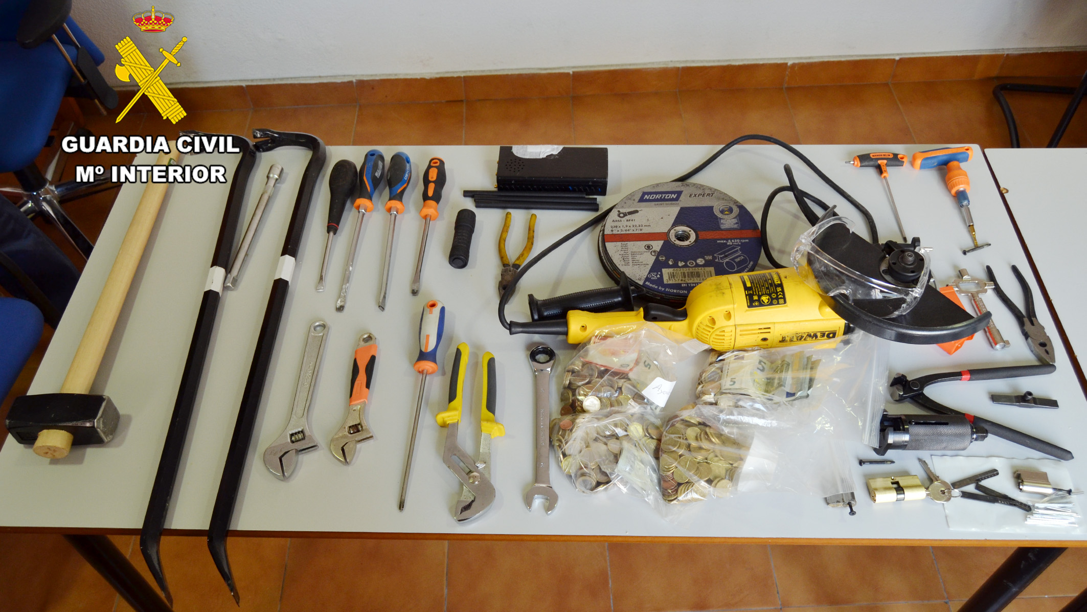 20251016 OP INKO DETENIDOS ROBOS COMERCIOS PPL CIEZA 01