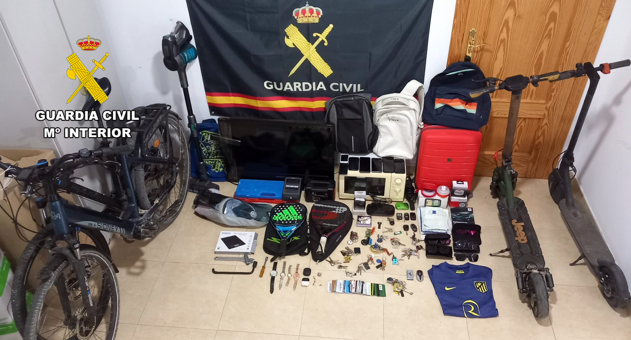 20260222 OP FUGAZ DETENIDA ROBOS EN VEHICULOS MAZARRON 01