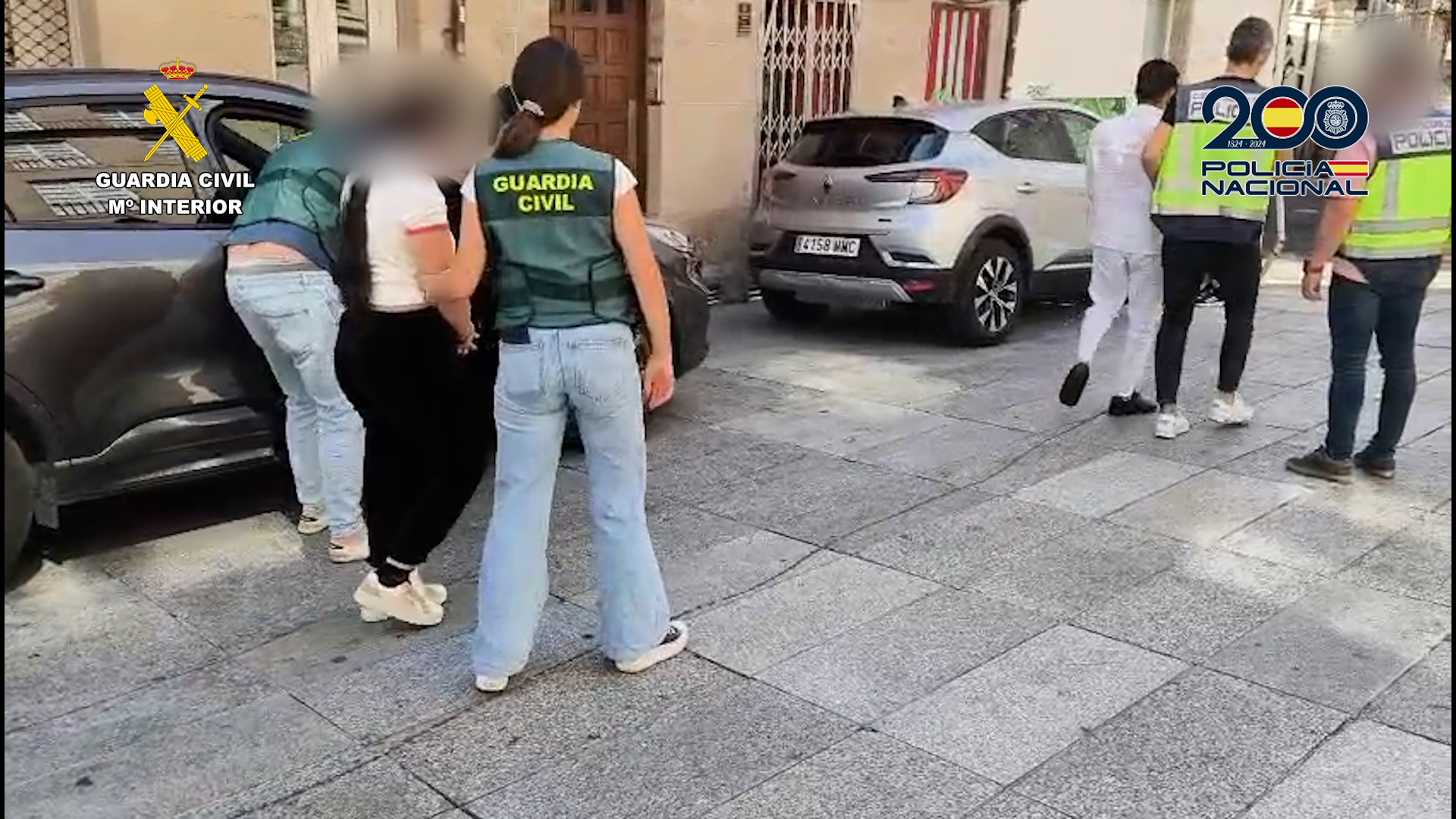 250712.4