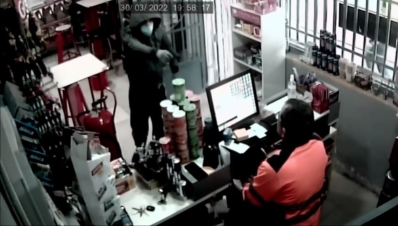 Atraco arma de fuego en Añover