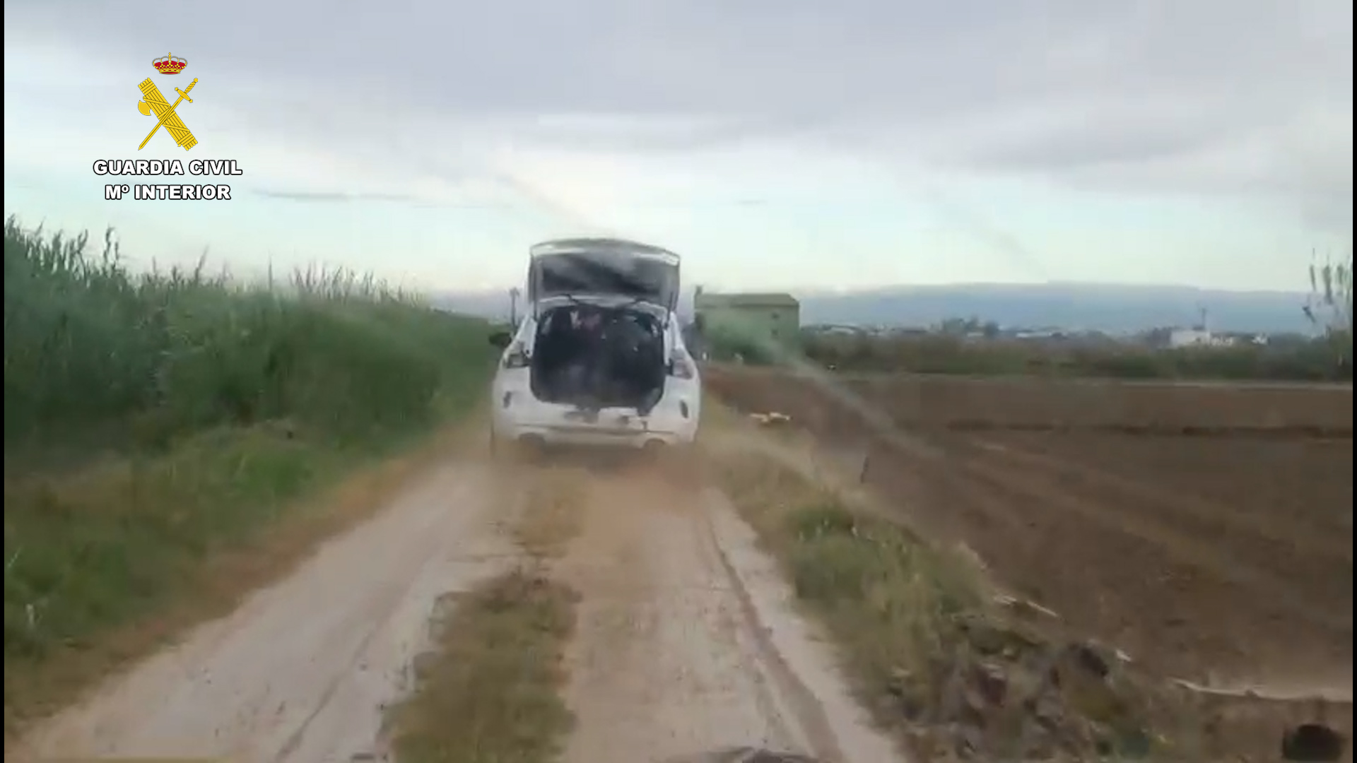 Auxilio Valencia editada.00 00 37 00.Imagen fija002