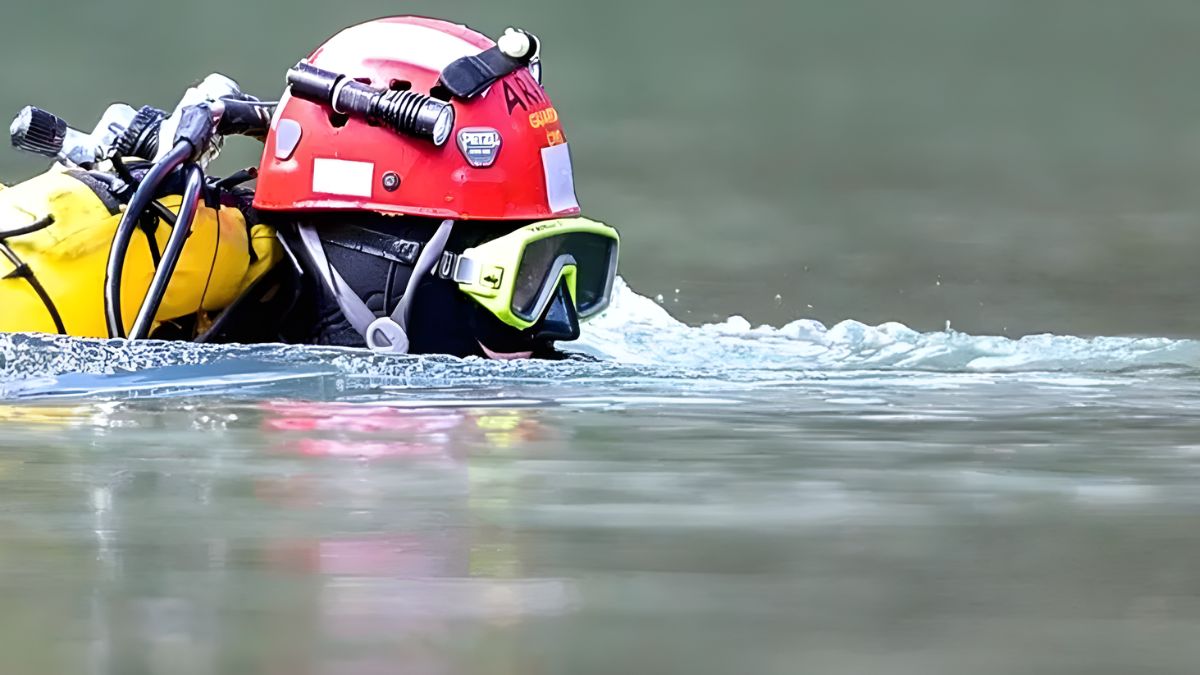 Buceador geas unidad subacuatica de la Guardia Civil