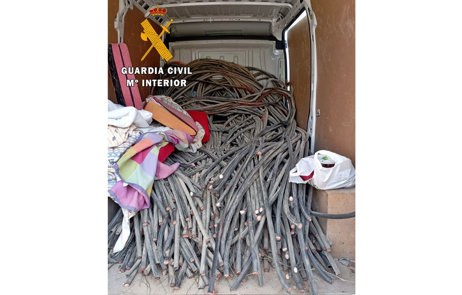 Cable intervenido