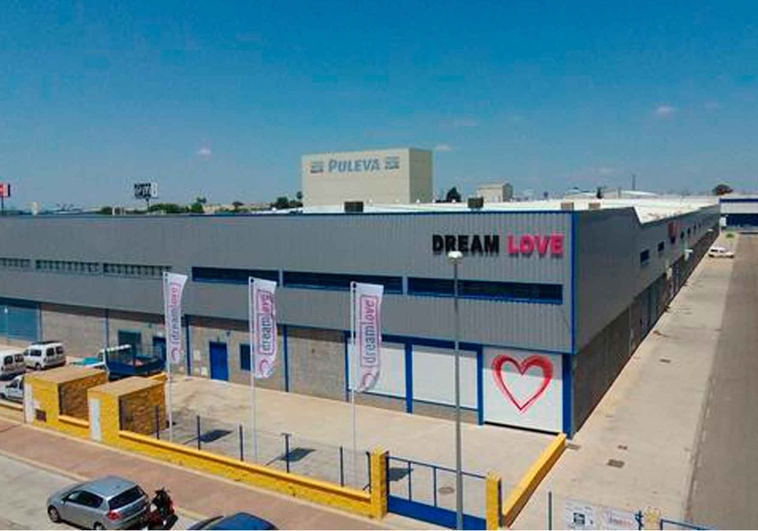 Dreamlove fachada carmona
