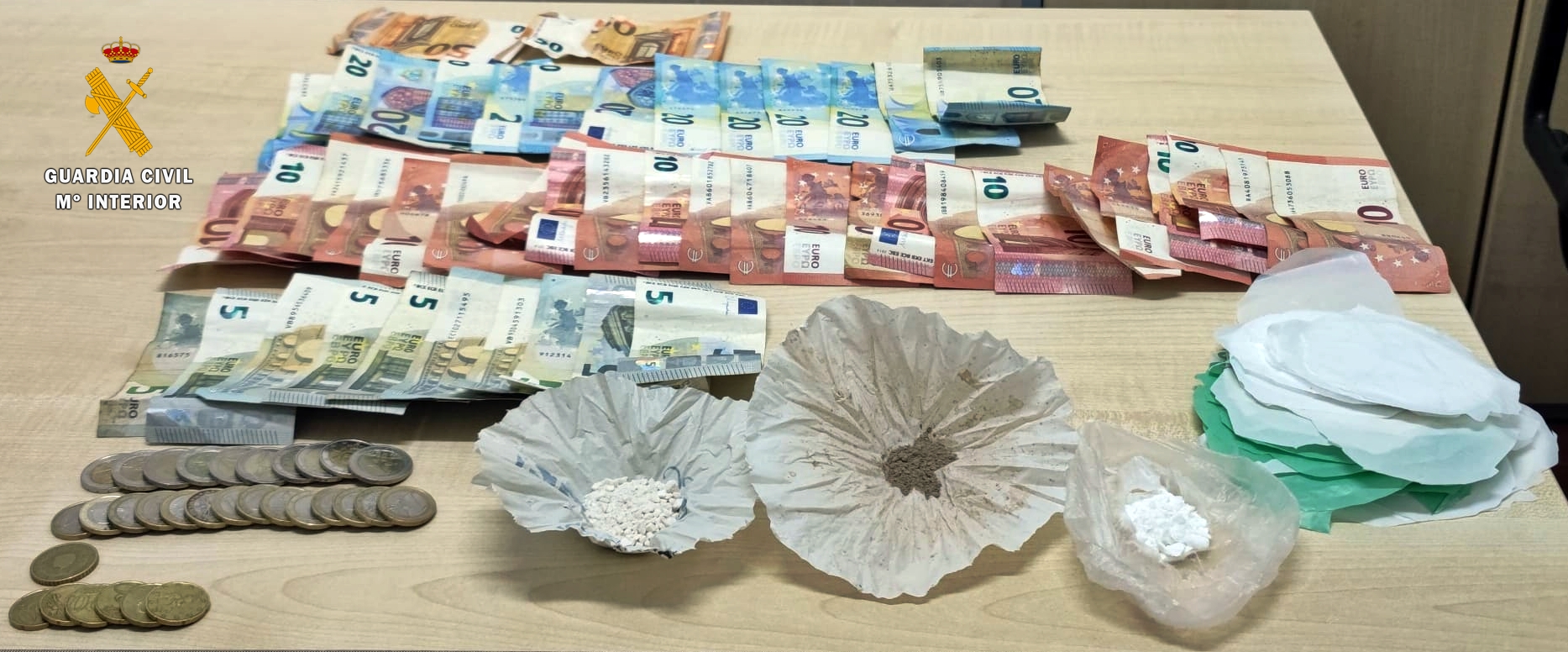 Droga y dinero intervenido 2