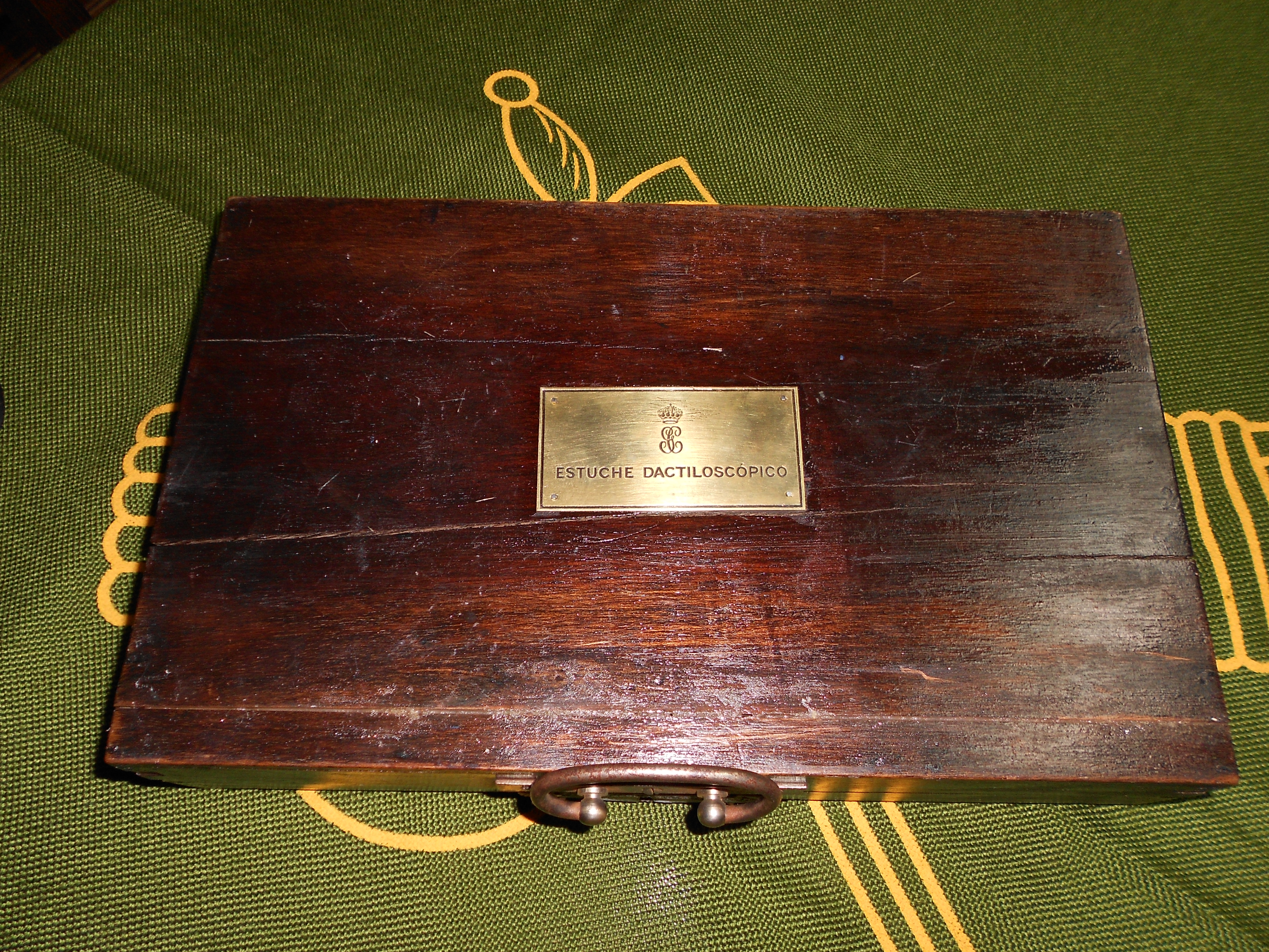 ESTUCHE DACTI CERRADOJPG