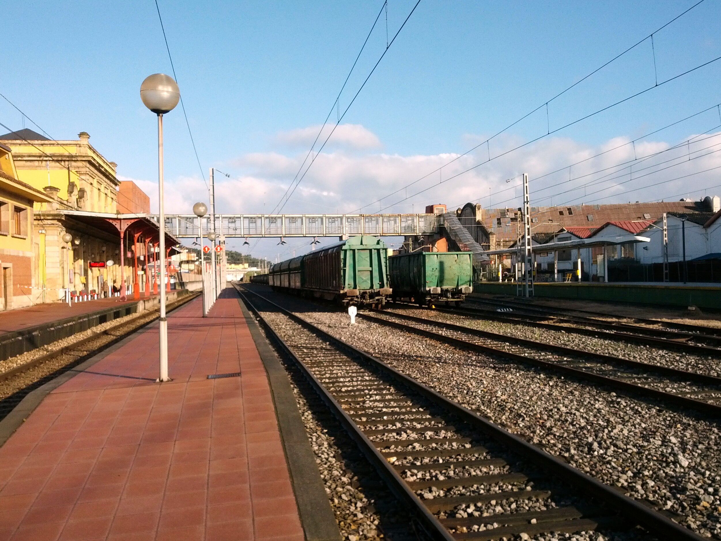 Estación de ferrocarril de Avilés