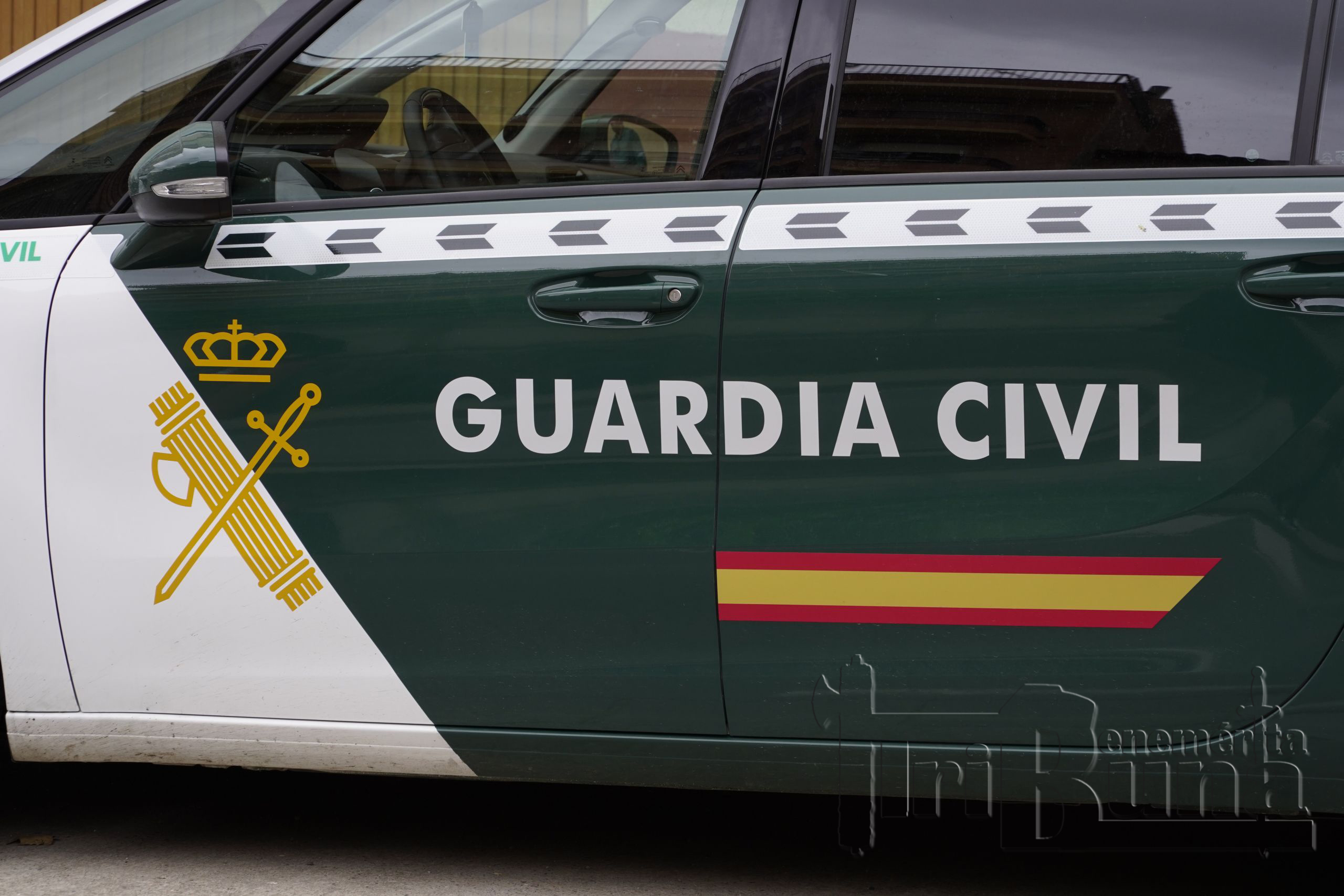 EuropaPress 4472419 vehiculo guardia civil marca agua