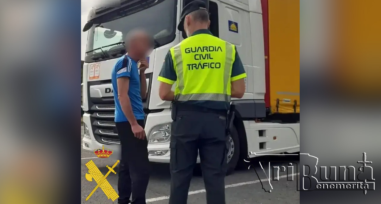 FOTOGRAFIA TRAFICO GUARDIA CIVIL CAMION MARCA DE AGUA