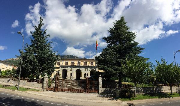 Fachada academia
