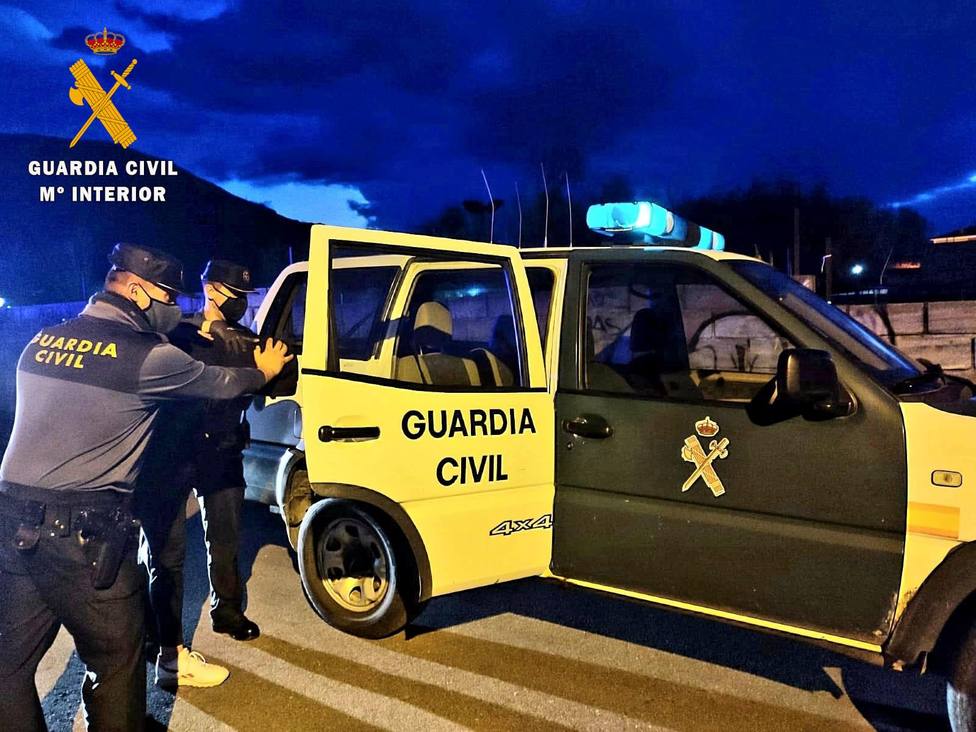 GUARDIA CIVIL NAVALUENGA