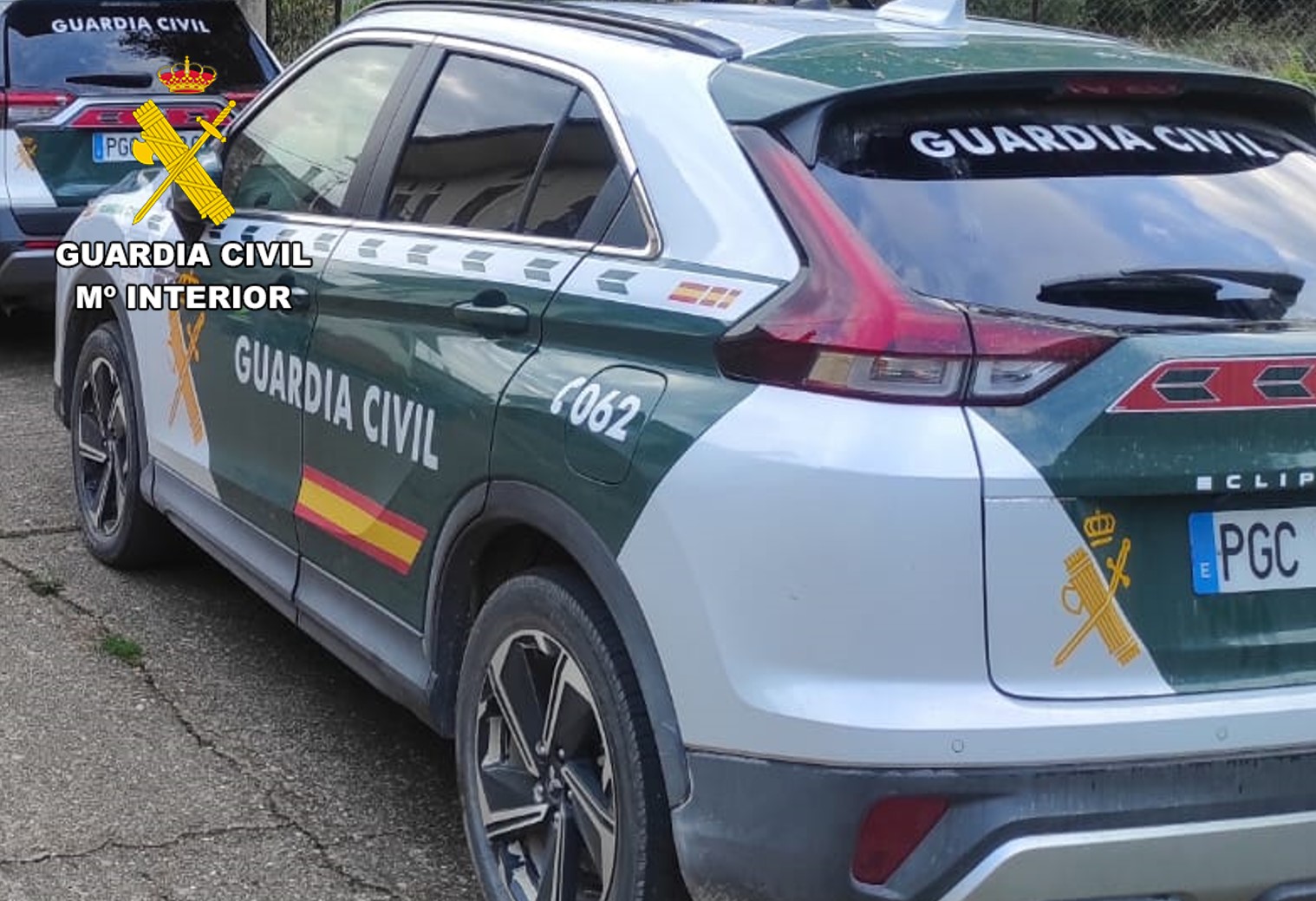 Imagen vehiculo guardia civil seguridad ciudadana
