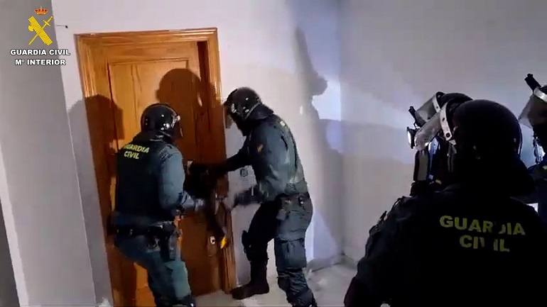 La Guardia Civil desarticula un grupo criminal muy activo dedicado al robo en viviendas habitadas