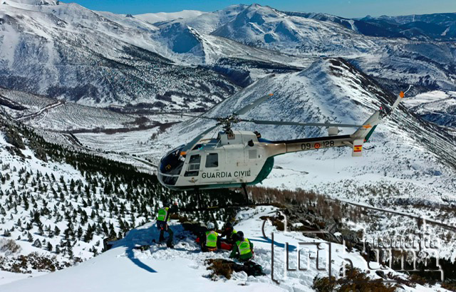 PHOTO 2023 01 13 rescate helicoptero marca agua montaña