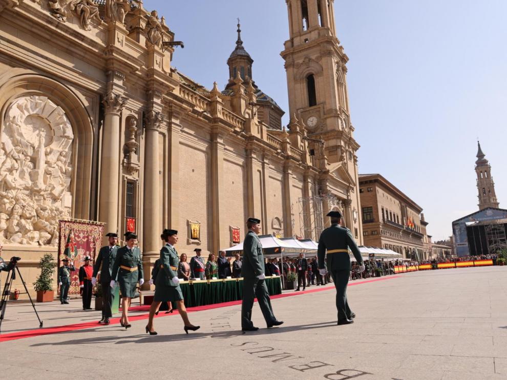 acto guardia civil plaza pilar