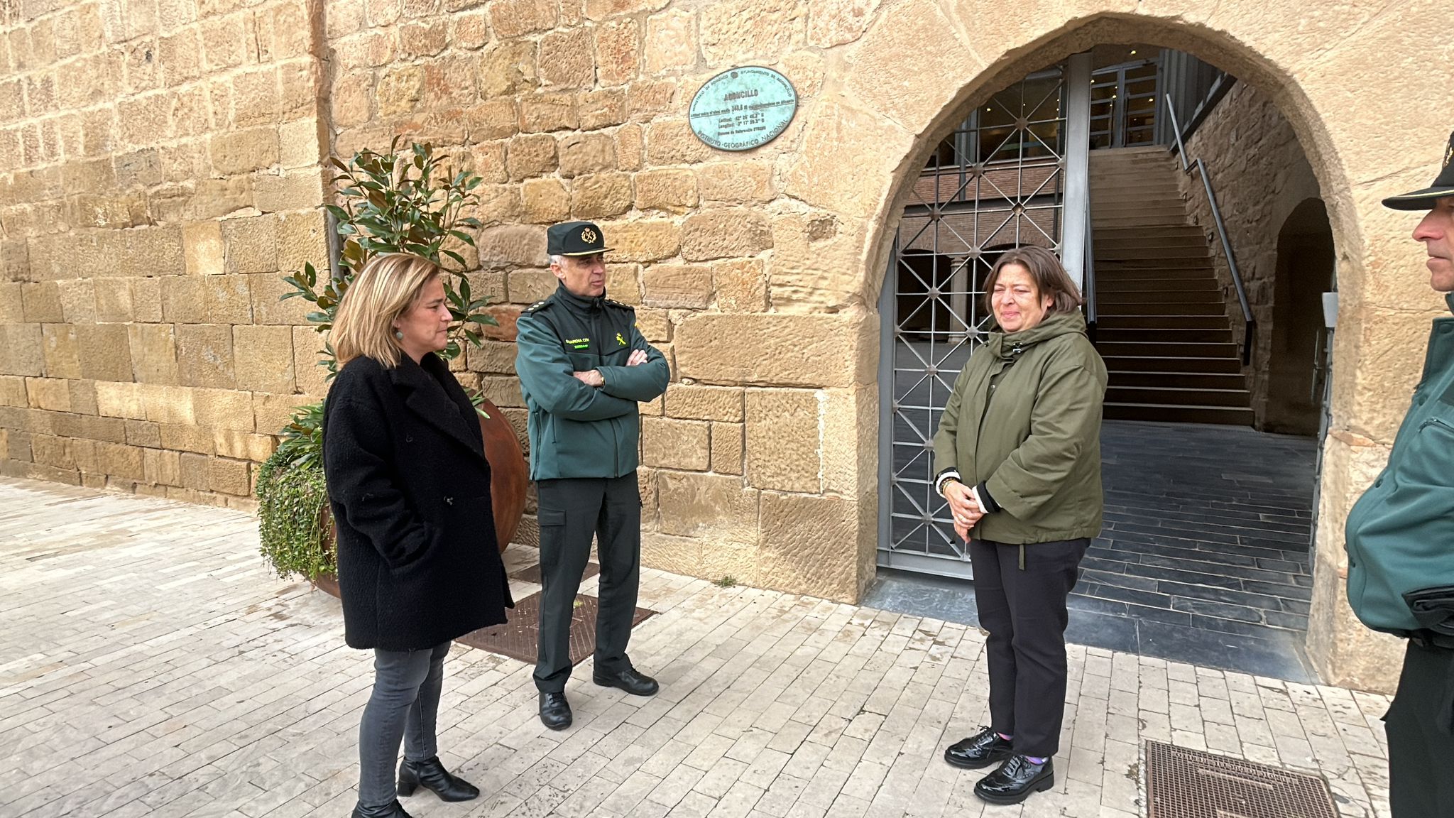 atencion ciudadano guardia civil agoncillo