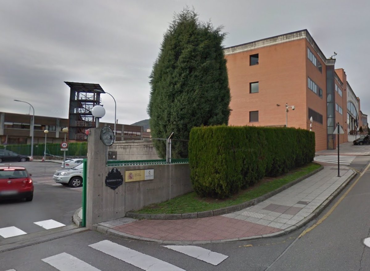 comandancia guardia civil gijon