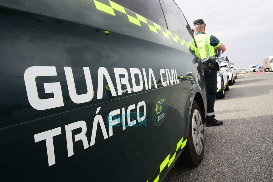 control guardia civil trafico motos alcoholemia 61 900x600