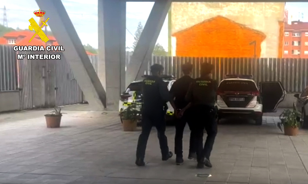 detenido robo interior establecimiento