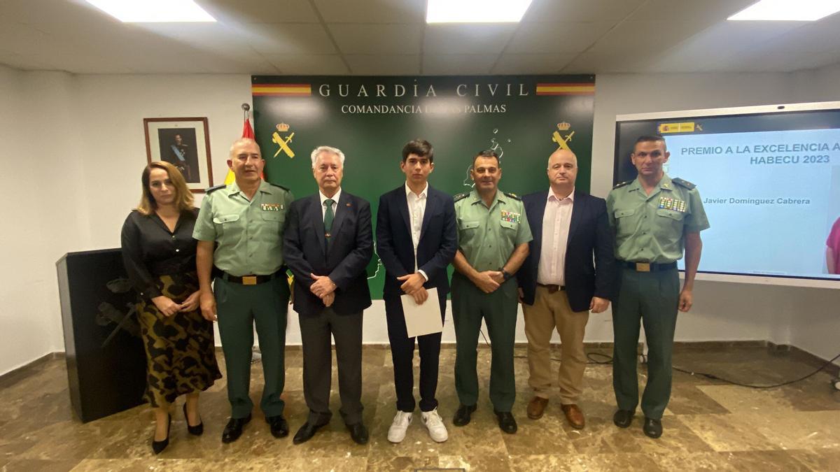 entrega premio habecu