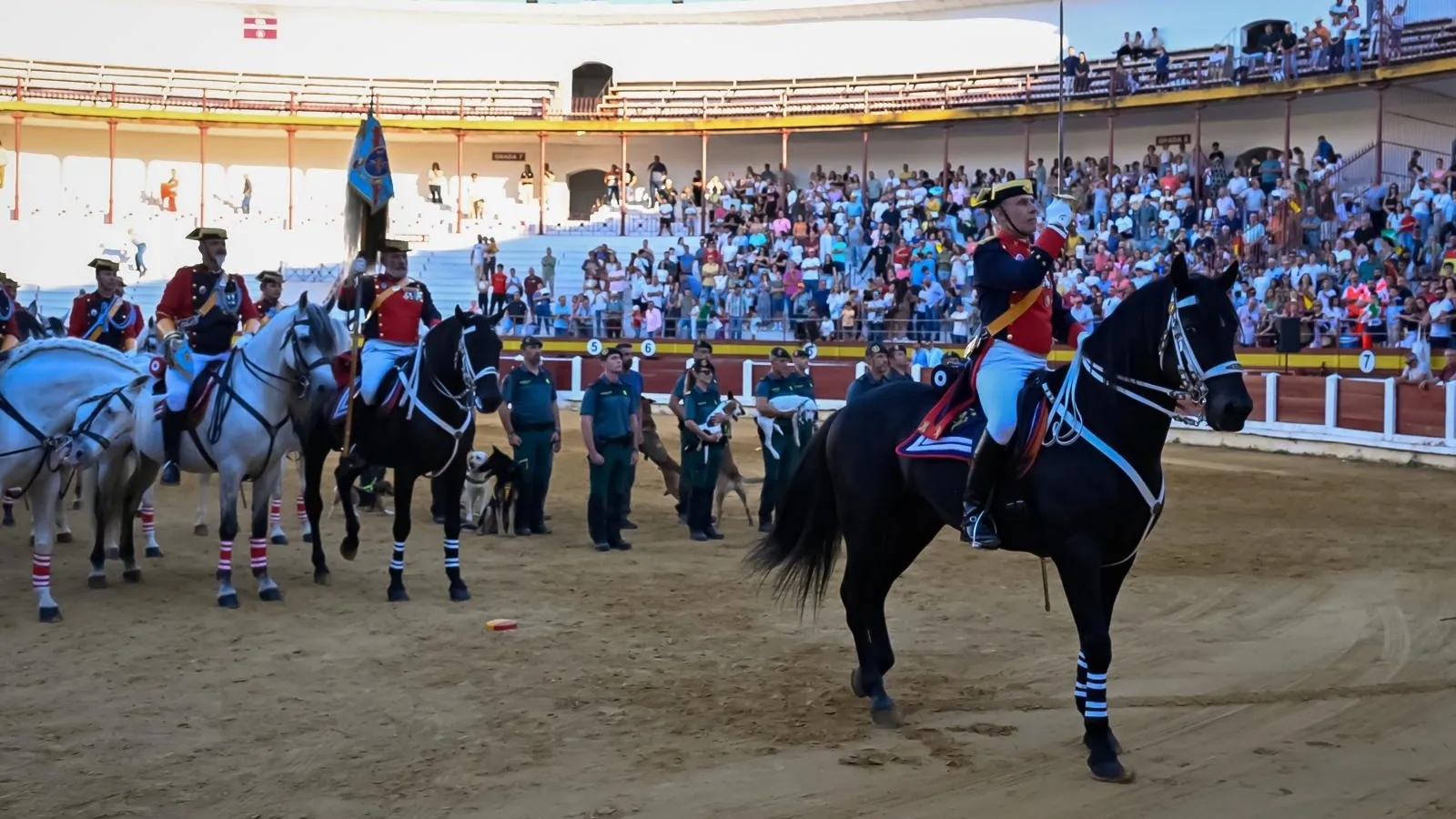 exposicion medios guardia civil jerez