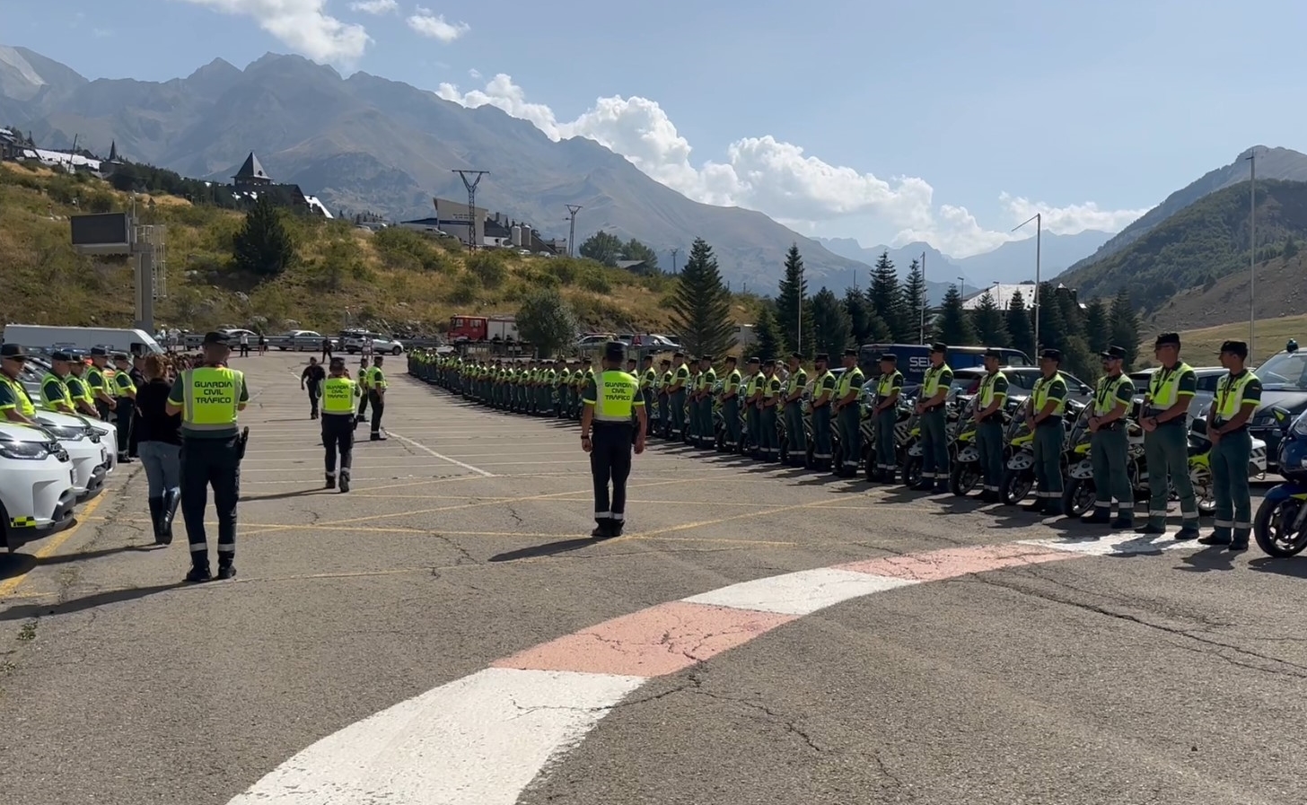 foto archivo vuelta ciclista en formigal 2023