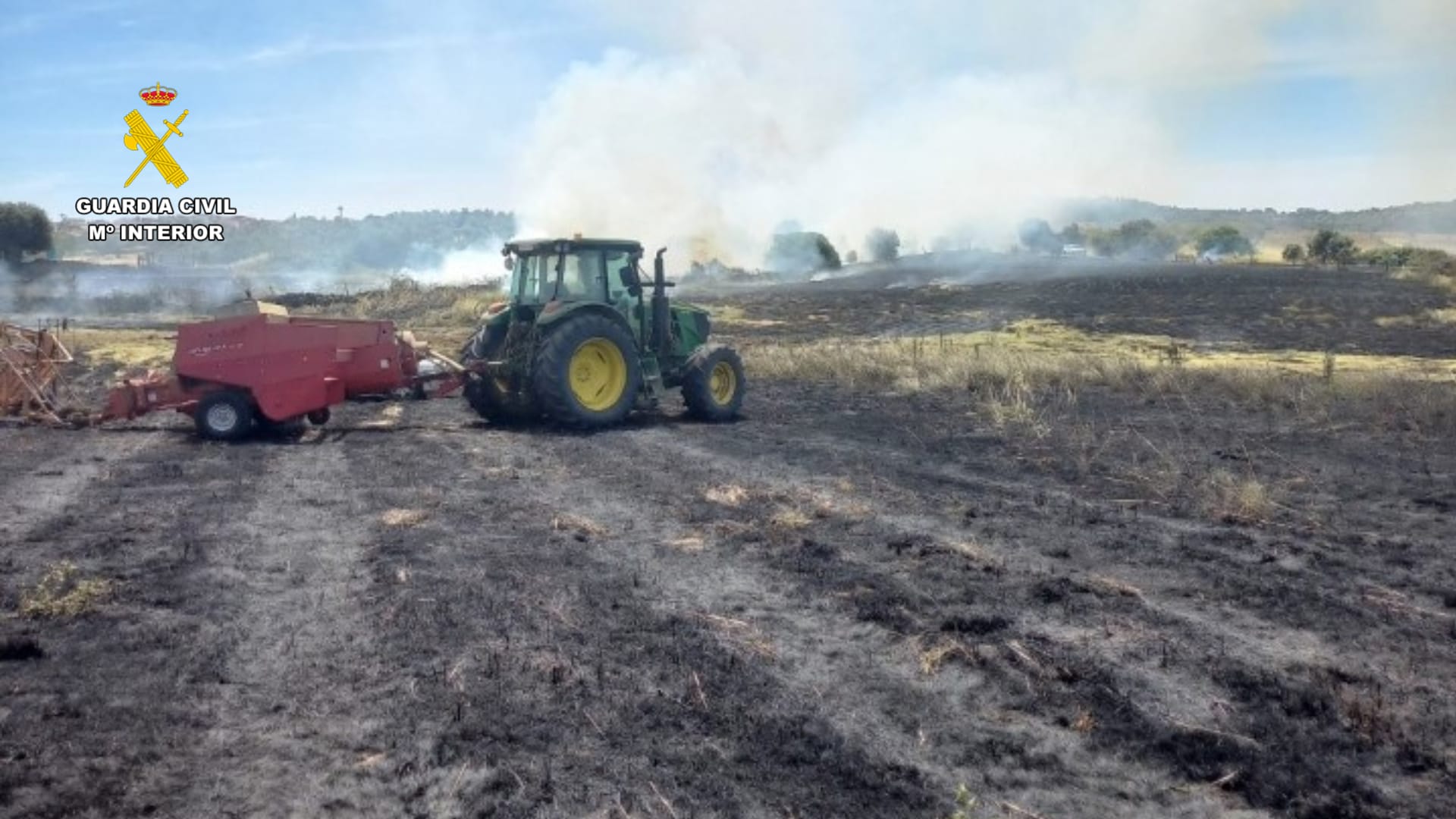 fotografía incendio campo caceres