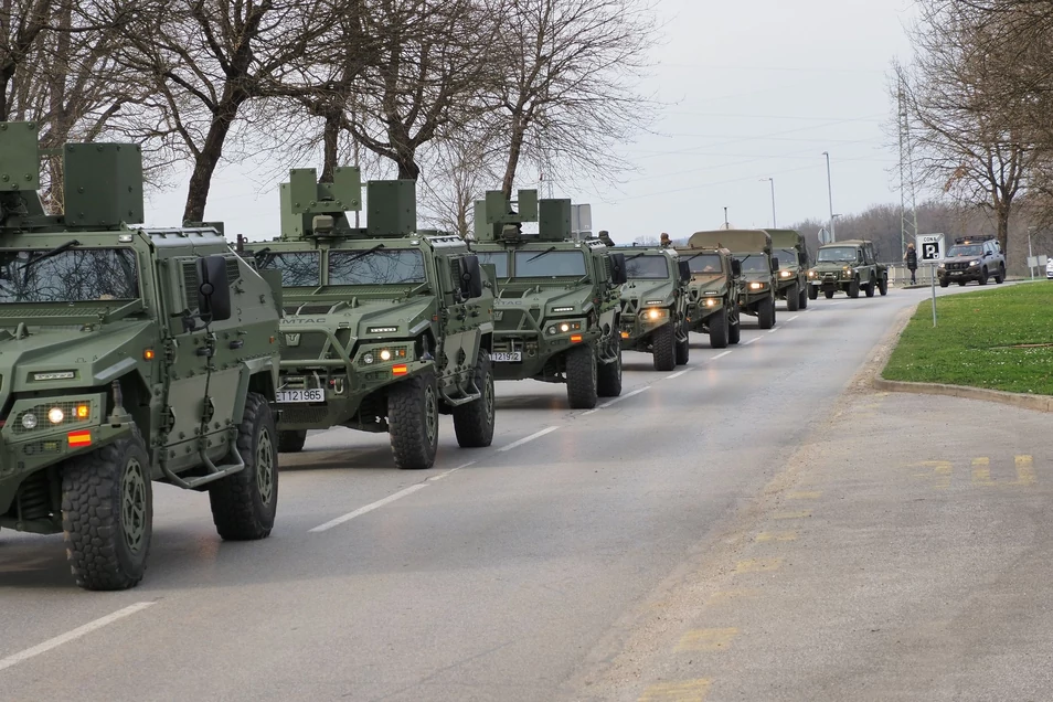 fuerzas armadas despliegue otan eslovaquia uro vamtac 290324.jpg