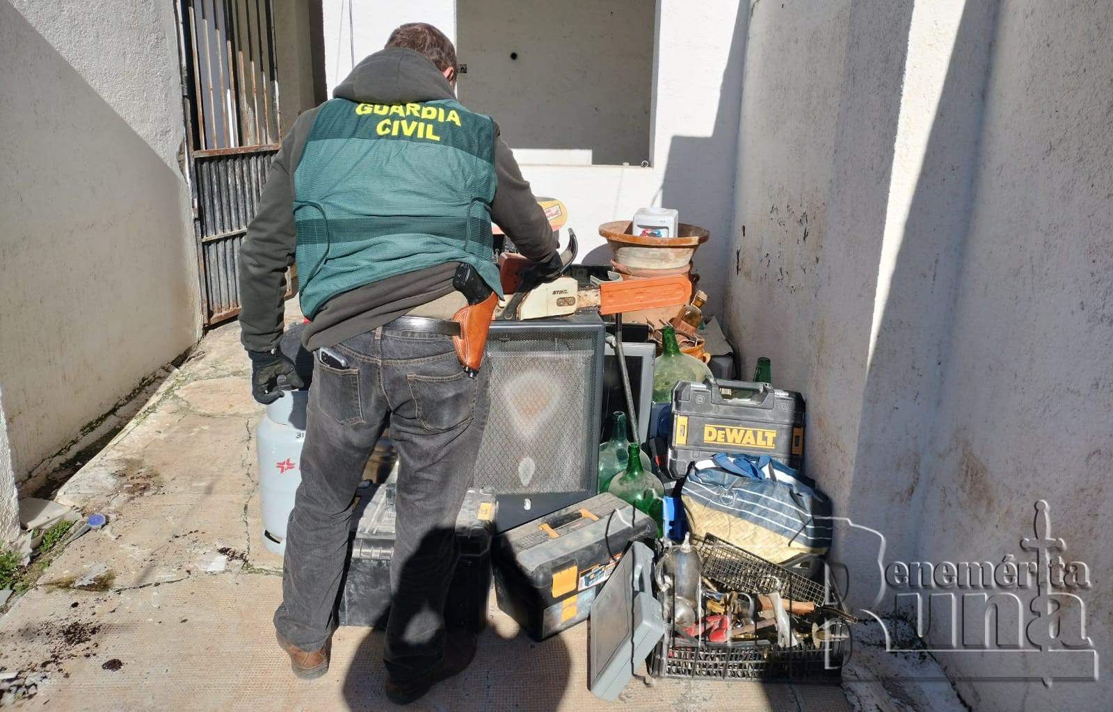 guardia civil armilla roca marca de agua