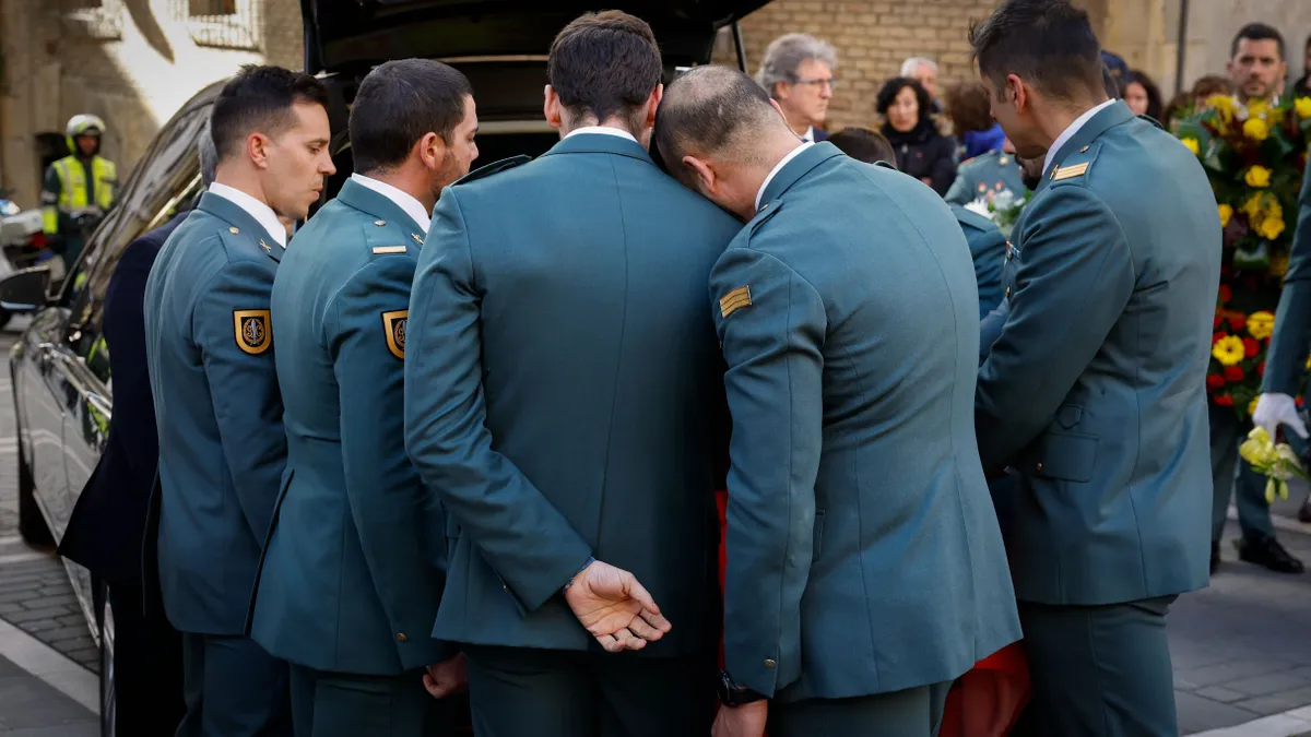 guardias civiles y policias nacionales piden el reconocimiento de profesion de riesgo 3da1