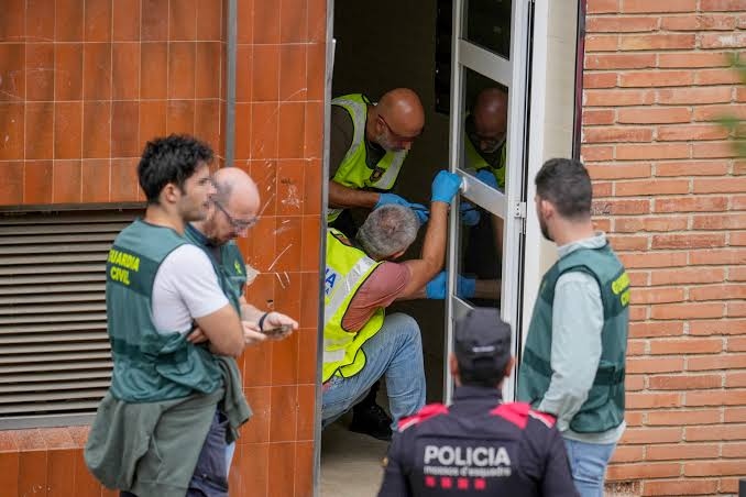 images ataque armas fuego guardias civiles