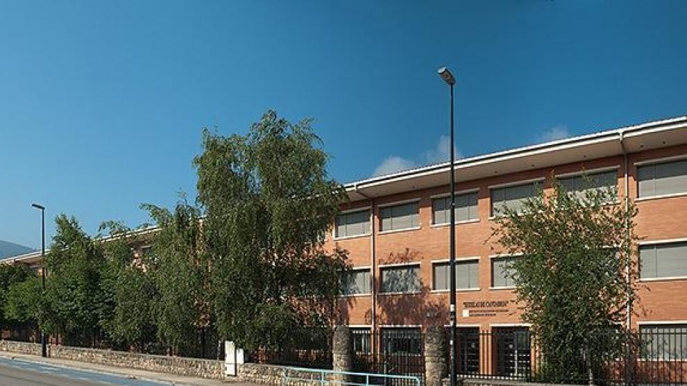 investigan el robo de material informatico en centros educativos de los corrales y reocin