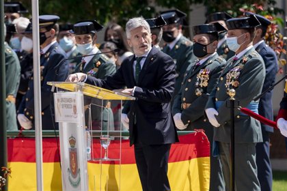 ministro niega espionaje