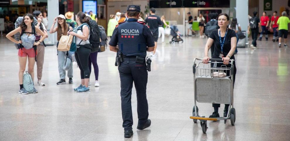 mossos aeropuerto
