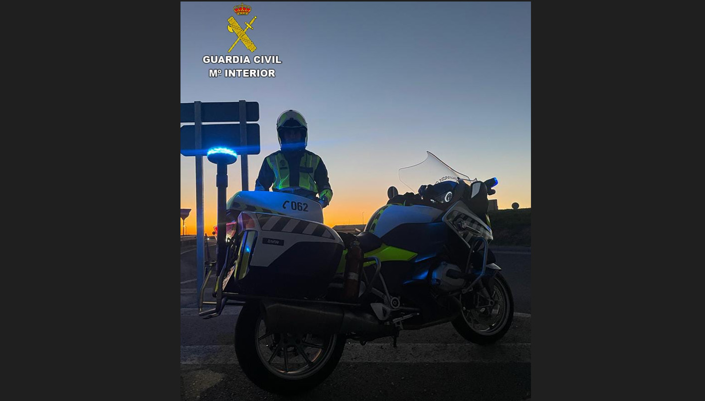motorista tráfico guardia civil