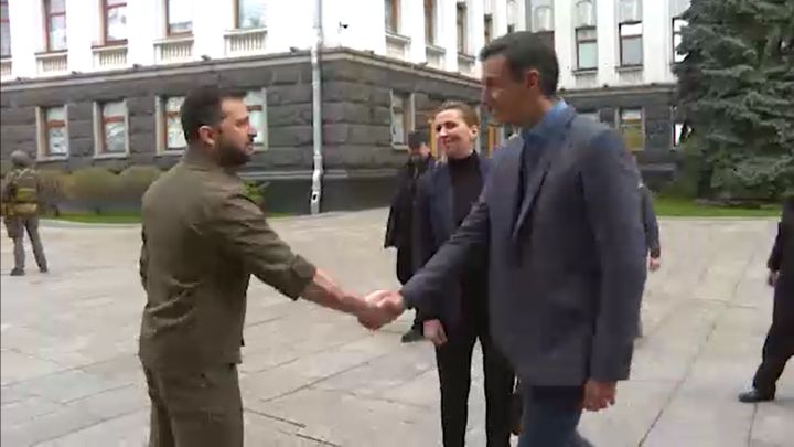 pedro sanchez kiev