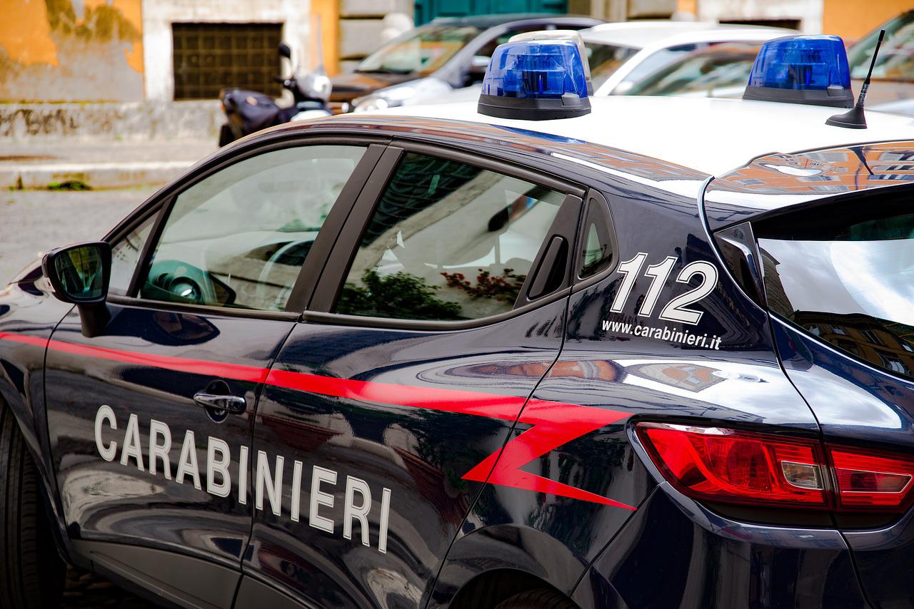 police carabinieri italia vehiculo