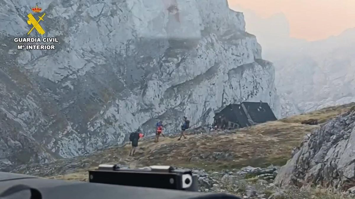 rescate montañeros leon