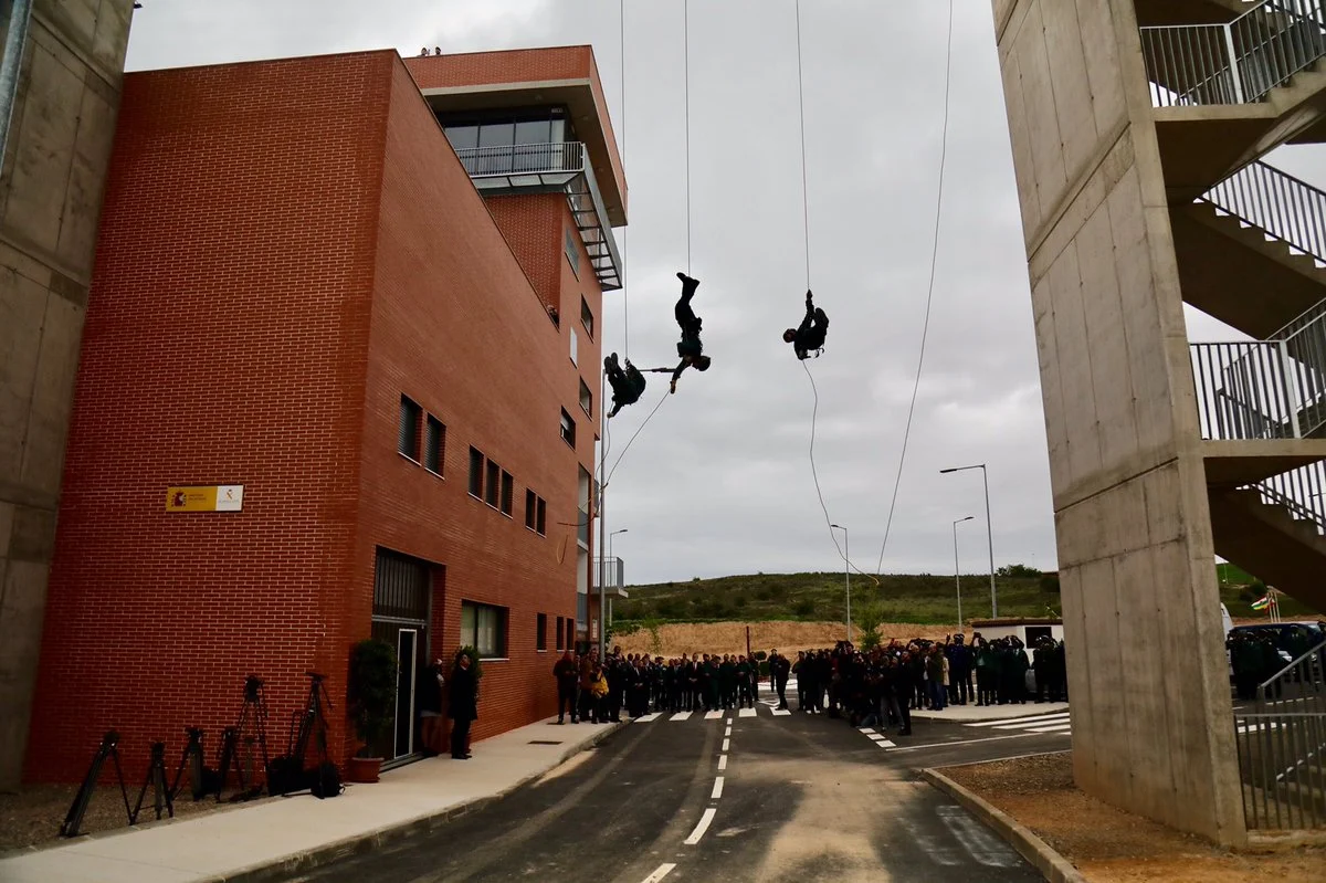visita mariano rajoy logrono inauguracion pefe 01