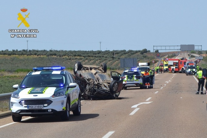 Imagen de archivo trafico accidente