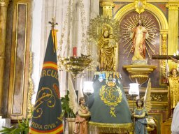 memorialmariajesuscarrascosa-misa5-virgendelpilarconmedallas