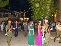 02-procesion-cristo-de-la-expiracion-villaescusa-saliendo-7