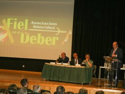 02-actocentral-presentador-IsaacPalomares2